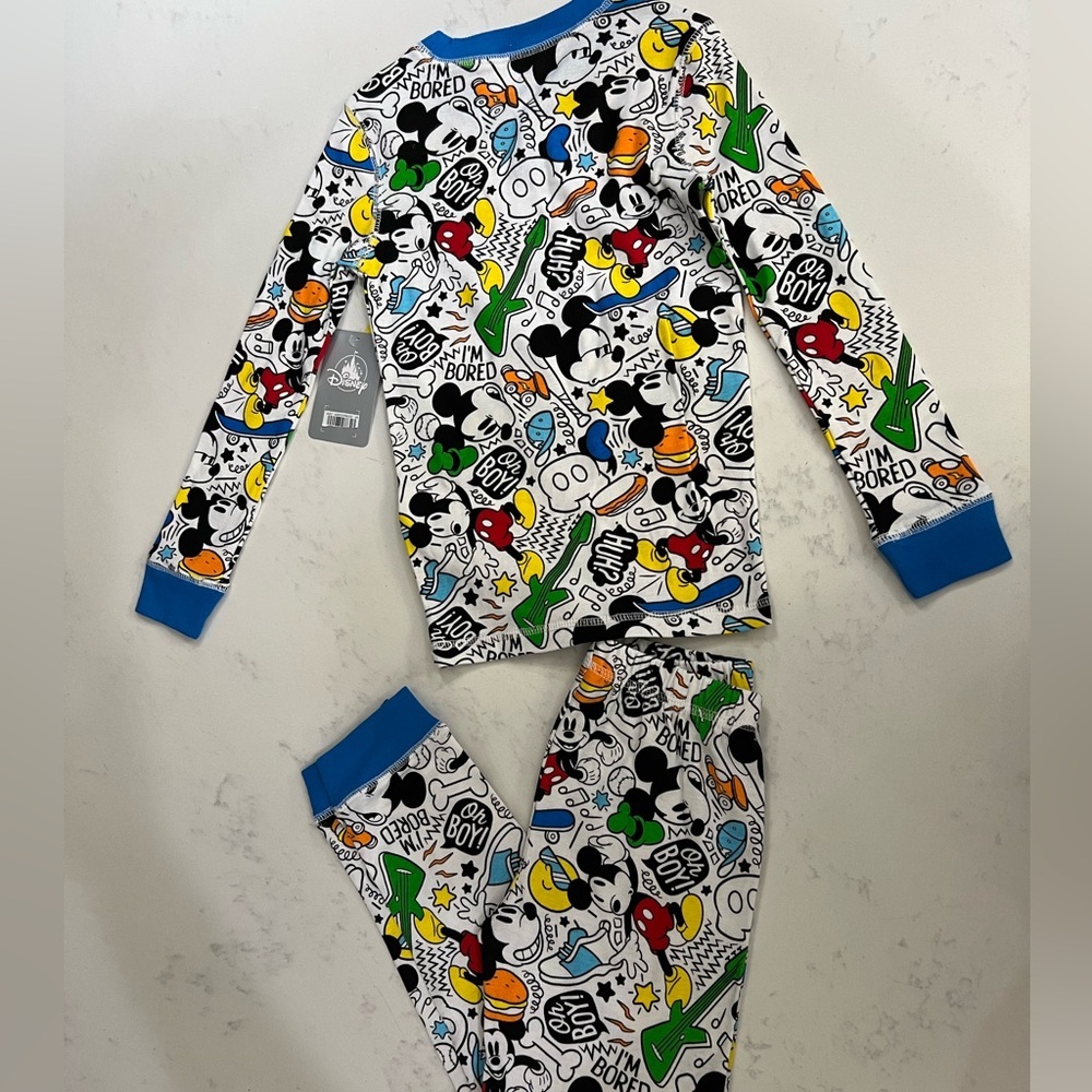 NWT 🖤 Disney boy pajama set 🐭 size - 6 years ✨ - Picture 5 of 8